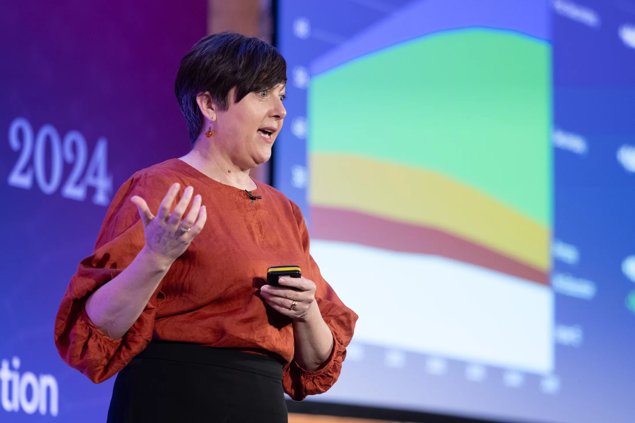 Maria Spies discussing about AI